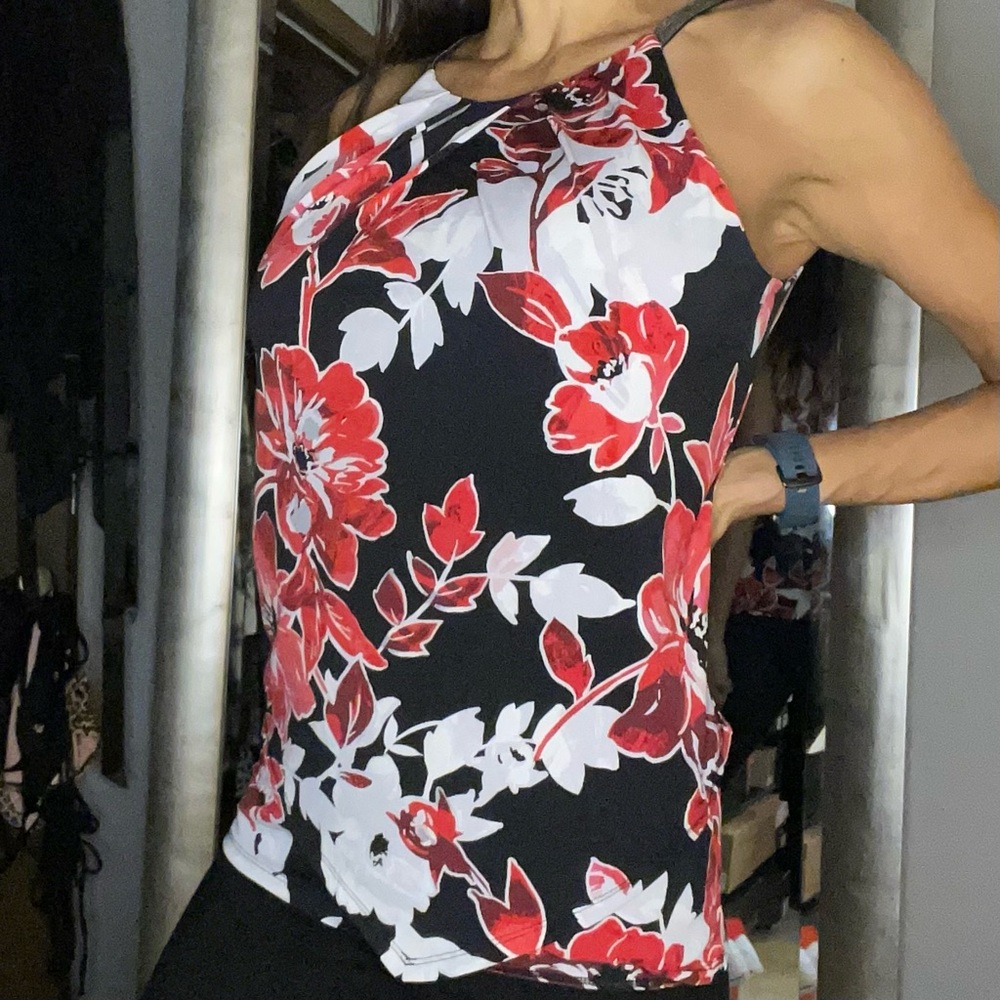 WHBM floral sleeveless blouse size medium